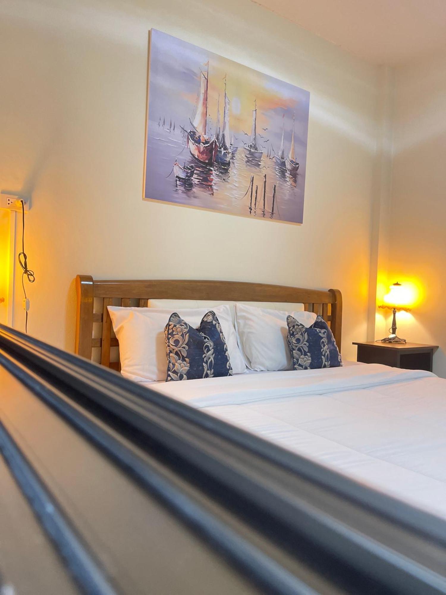 Malee House 3 Hotel Hua Hin Exterior photo